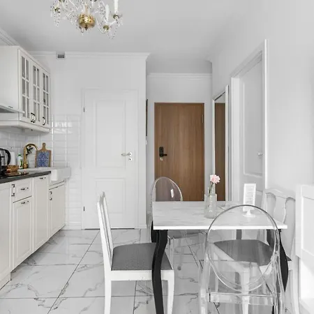 公寓 Comfy - Stare Z Ogrodem 格但斯克