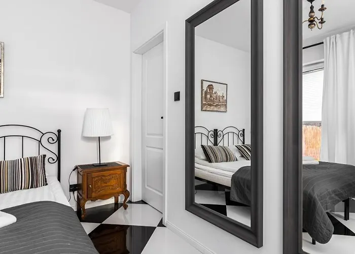 Comfy - Stare Z Ogrodem 公寓