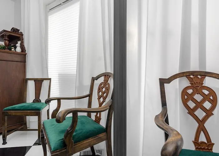 Comfy - Stare Z Ogrodem * 格但斯克