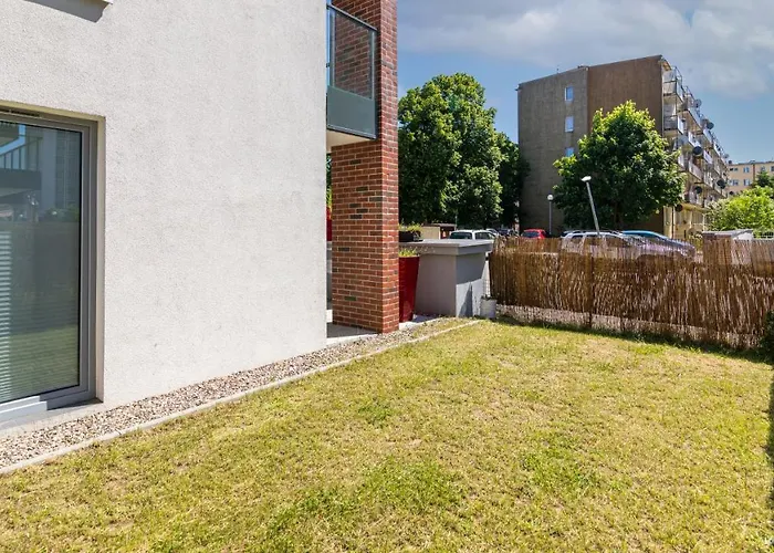 Comfy - Stare Z Ogrodem 格但斯克