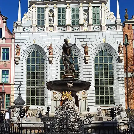 Apartman Comfy - Stare Z Ogrodem *