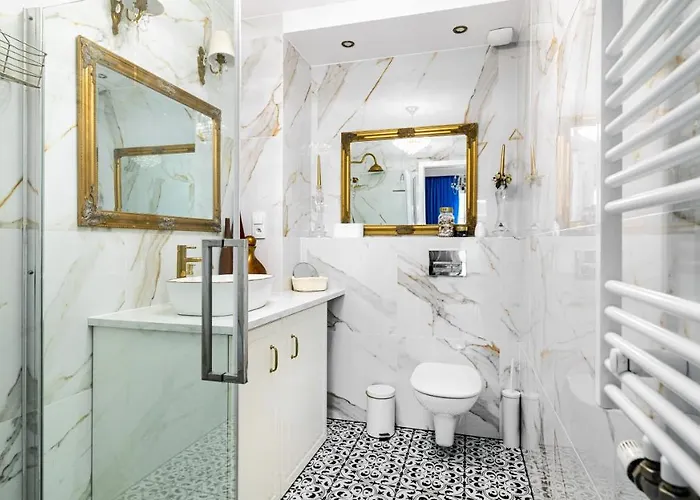 Διαμέρισμα Comfy - Stare Z Ogrodem