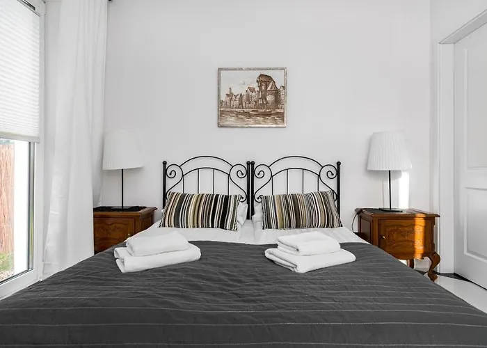 公寓 Comfy - Stare Z Ogrodem